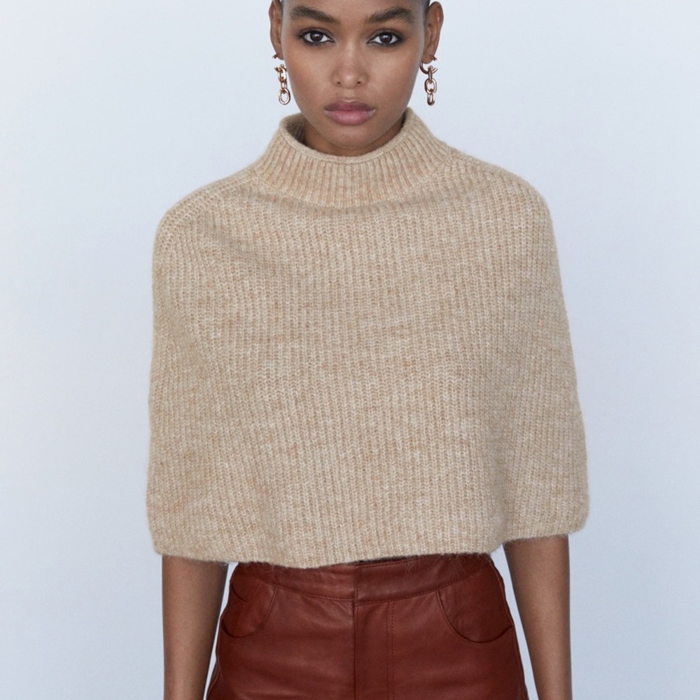 Zara cropped knit cape NWT
